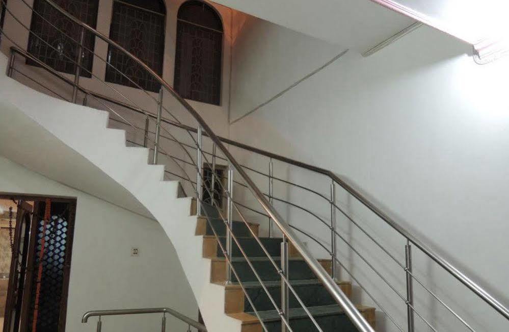 Hotel Thai International Bodh-Gajá Kültér fotó