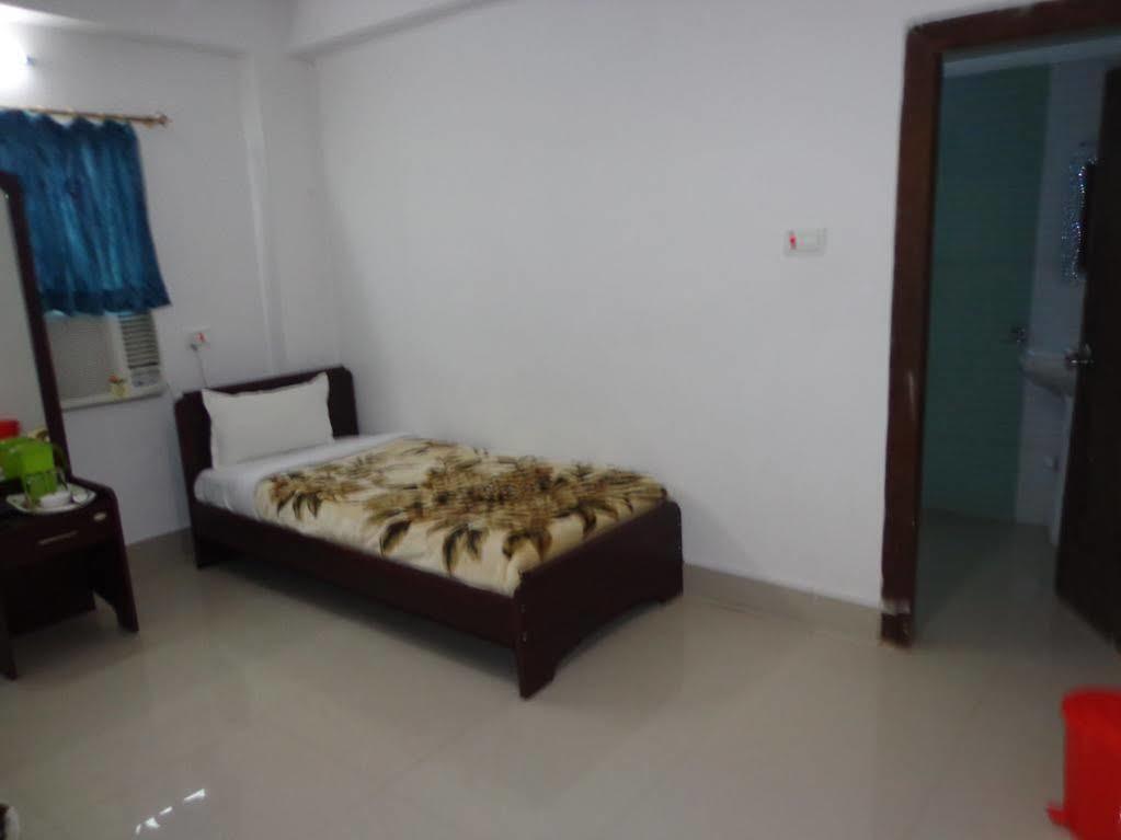 Hotel Thai International Bodh-Gajá Kültér fotó