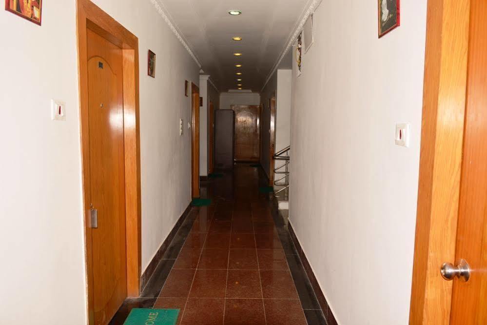 Hotel Thai International Bodh-Gajá Kültér fotó